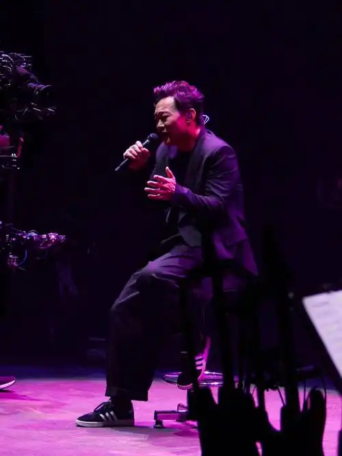 陈奕迅eason红馆跨年演唱会22持续更新中