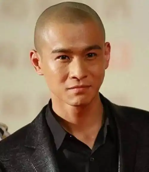 光头才是检验帅哥的唯一标准,娱乐圈10位男星谁才是你心中的最高颜值?