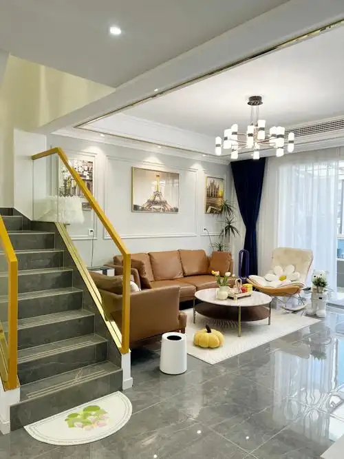 90后夫妻的小叠墅现代简约轻奢风