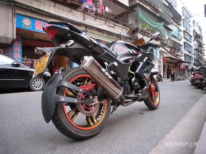 2018年购买r2地平线250cc,正牌证,附带年