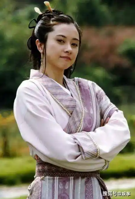 最美钟灵何美钿,因《天龙八部》走红,迷倒陈志朋和吴彦祖