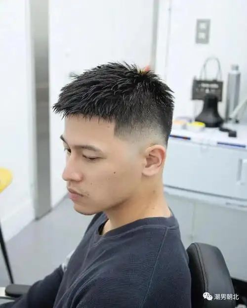 适合30岁左右男生的发型夏天剪这4款就够了帅气有个性