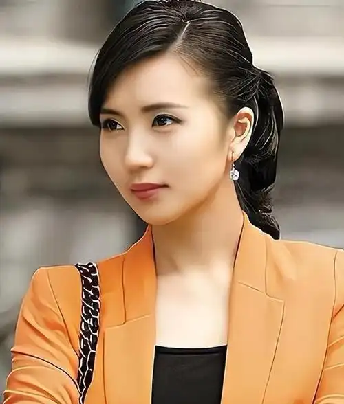 东山再起的"万人迷"陈好,终于出手"整顿"内娱了