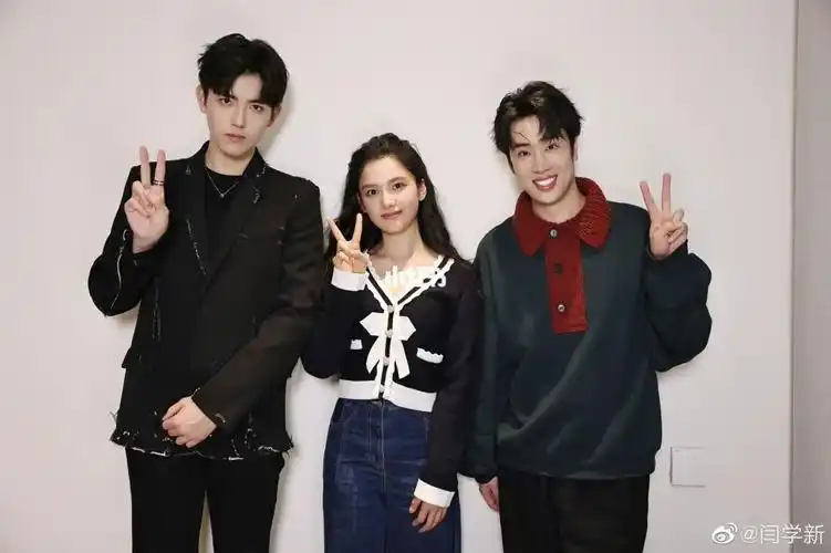 命韵峋环  #陈飞宇  #张婧仪  #点燃我温暖你  #打火机与公主裙