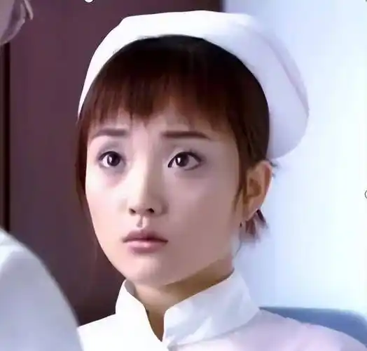 李小璐:被骂五年,如今曝出和贾乃亮穿情侣装,两人要复合了吗_父母