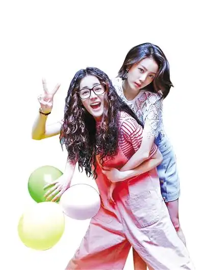 《漂亮的李慧珍》海报