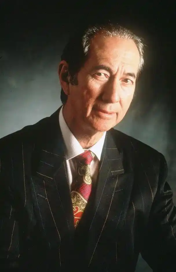 "澳门赌王"何鸿燊去世,人生留下2大遗憾,都跟儿子和女儿有关