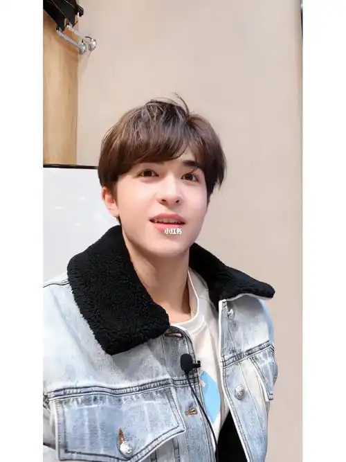 混血帅哥尹浩宇