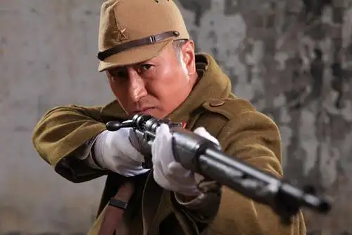 猎狼人小图搜狐娱乐讯 由梁冠华,张光北,张笑君等领衔主演的电视剧