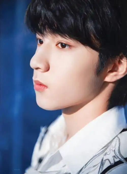 刘耀文超绝少年气##刘耀文 磁音苏神