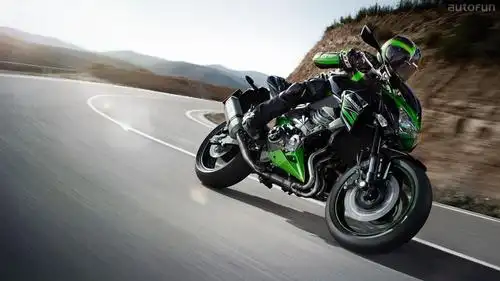 美丽的摩托车在莫斯科川崎z 800,高清图片,壁纸 - 酷酷桌面