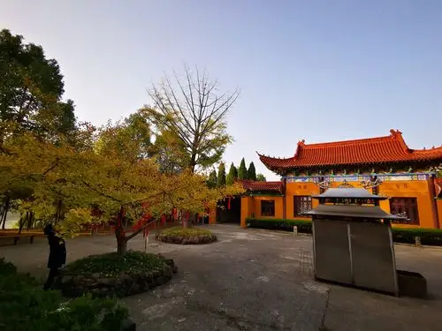 其它 皖南行 写美篇惠云禅寺 下山时间有点晚,到半山腰时听到船家大声