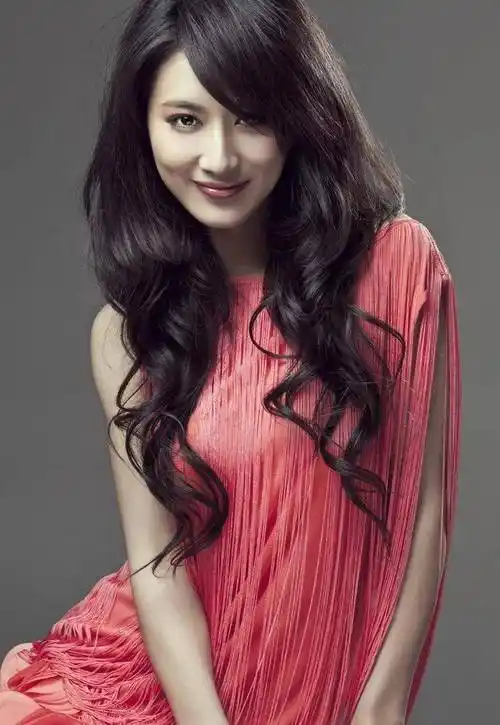 她出道14年戏红人不红,被称"横店女王",今38岁仍美如少女_郭珍霓_电视