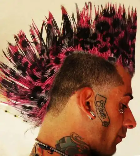 摇滚发型大会第二弹barber现场给你改发型坚果nuts