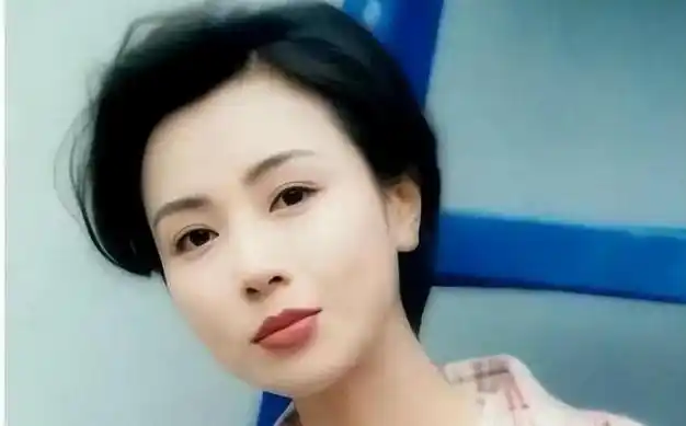 至今不嫁人的5位港台大龄女星,有人情史混乱,有人一生只爱一人|袁洁莹