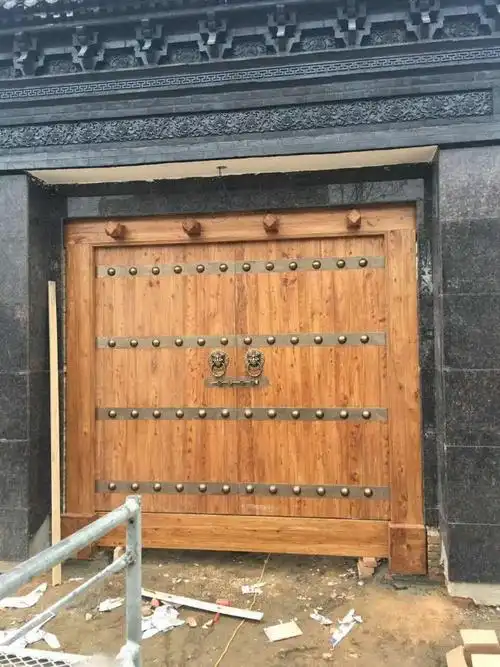 西安农村实木大门 别墅庭院门头大门 老榆木大门订做厂