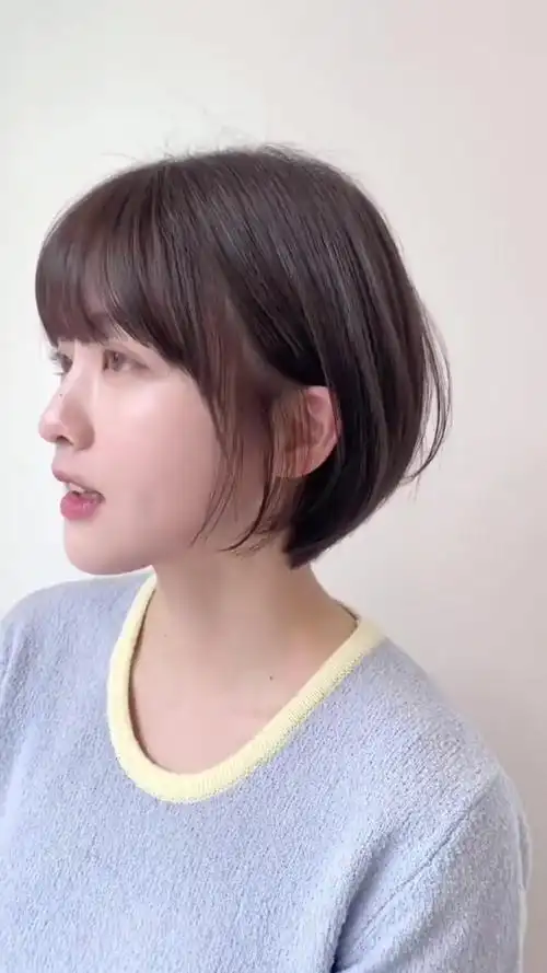 45一50岁发型减龄好看 2023年最流行六款减龄短发-度小视