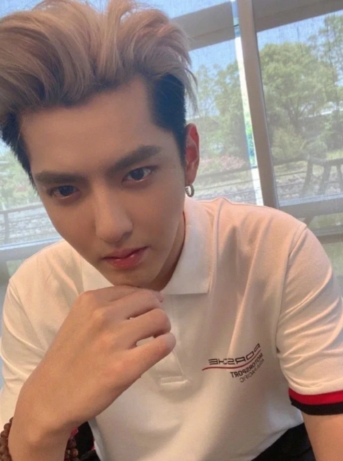 北京警方通报吴亦凡事件这场曾经搅动全网的互撕决战你看明白了吗