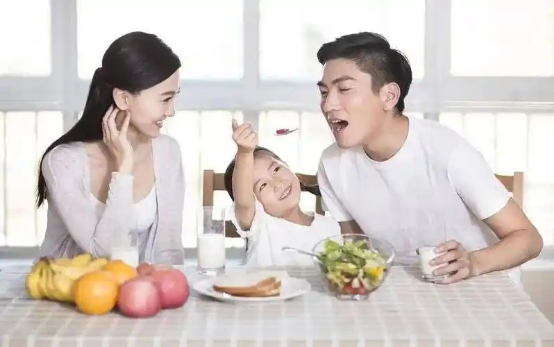 孙云晓:孩子最需要"有温暖的家"——家庭教育只要做到这12个字,就是好