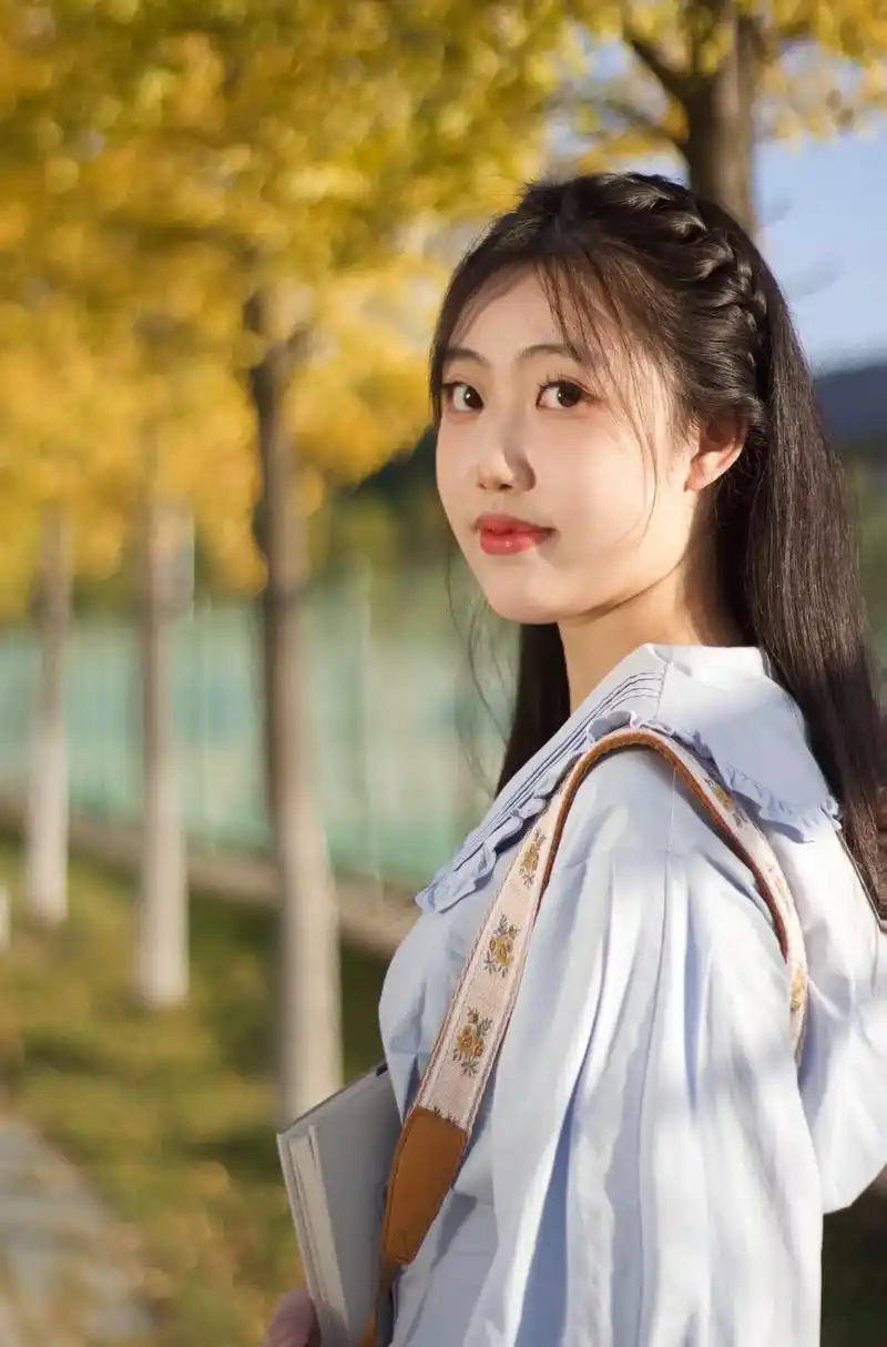 20岁最后一组照片是在记录南京的秋天.#氛围感 #摄影 #立 - 抖音