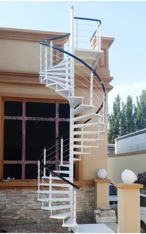 室外楼梯踏步板整体室外户外消防旋转楼梯定制铁踏步板钢架旋梯阁楼福