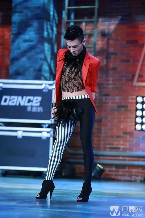 中国好舞蹈第四期预告 史孙豪"妖男"逆袭 郭富城导师席上遭"调戏"