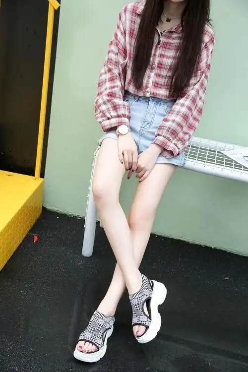 欧洲站ins袜子凉鞋2018新款休闲运动厚底凉鞋袜子鞋松糕女鞋