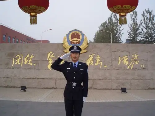 警察春秋常服及外腰带--警色也不错--986