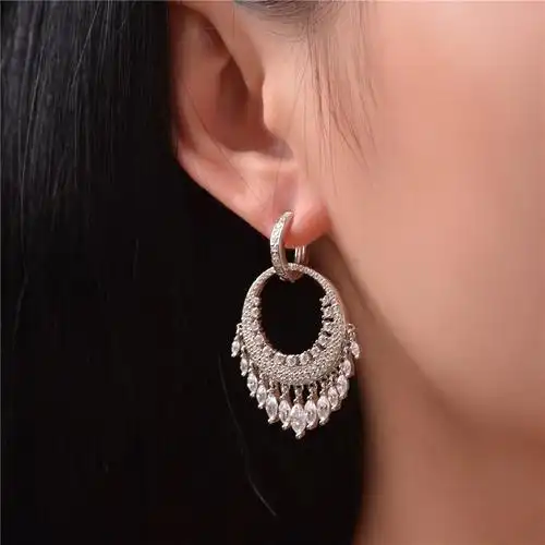 诗佩珠宝2022新款925银欧美复古短款流苏耳饰马眼36高碳钻耳环女