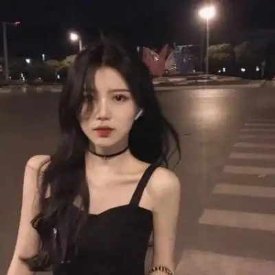 宝藏女生真人头像787878