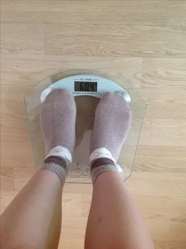 来自:豆瓣小组               164cm120斤 目标80斤晒体重秤