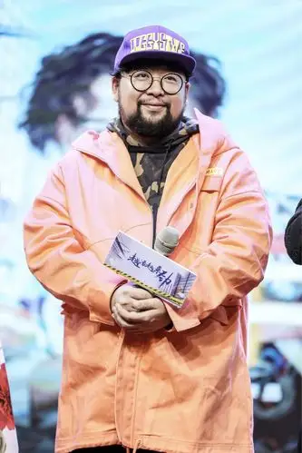 修睿出席越活越来劲发布会奉献欢笑传递正能量