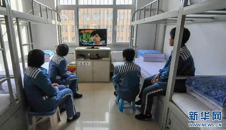 镜头记录女子监狱的新生活