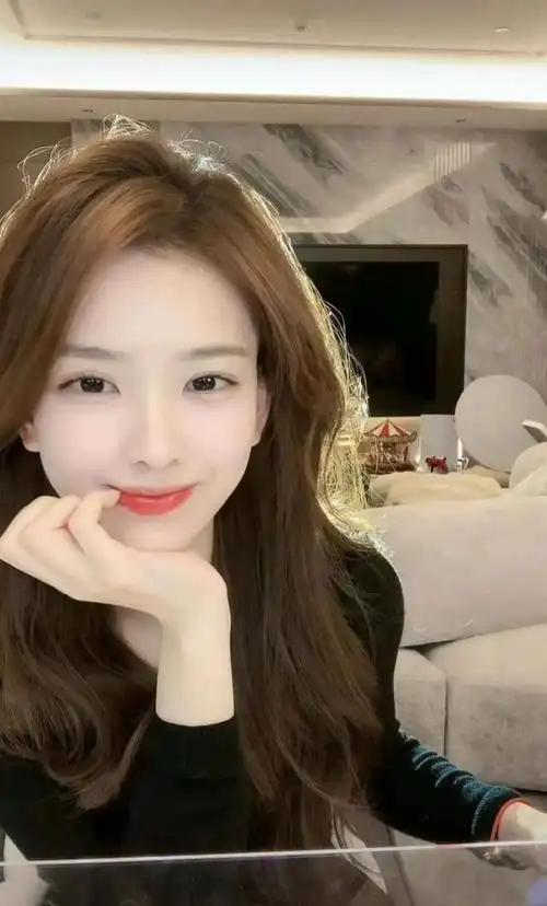 纪实女网红孙一宁:王思聪追求四年都没追到,她到底是何方"神圣"?