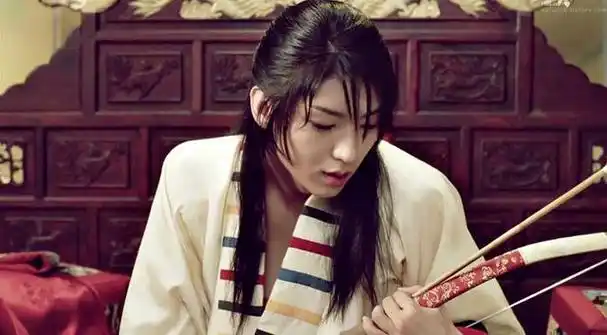 中国十大美男子,这个人却能排第一,他能让女人看一眼就死