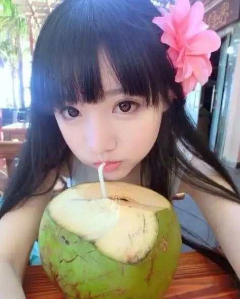 小学生性感照00后小萝莉动漫范儿力压御姐