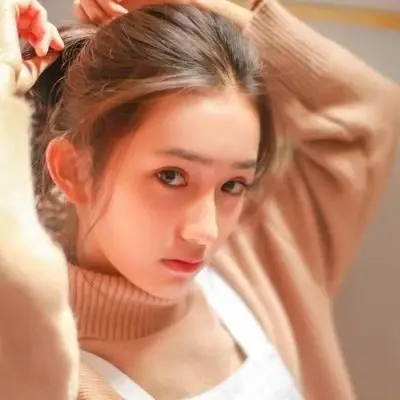 成熟气质美女微信头像2018最新版_最甜和最苦恰好都是