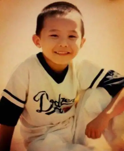 图权志龙小时候整容风波骤起多图证实gd为原装