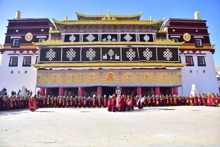 2019正月十四莫郎节若尔盖-达扎寺烧朵玛仪式