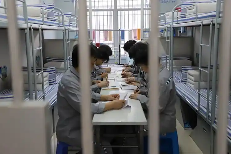 「图集」监狱里的晚年