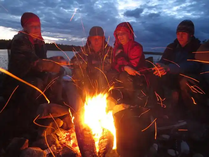 我脸烤火烤红了怎么办