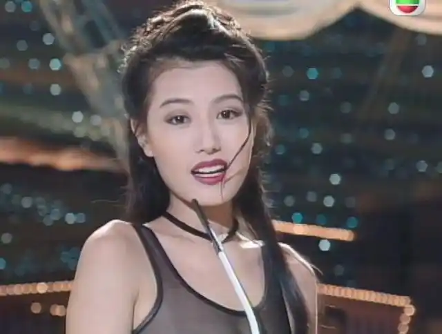 体面人黄纪莹在古天乐落魄时不离不弃对方发达了也不叨光