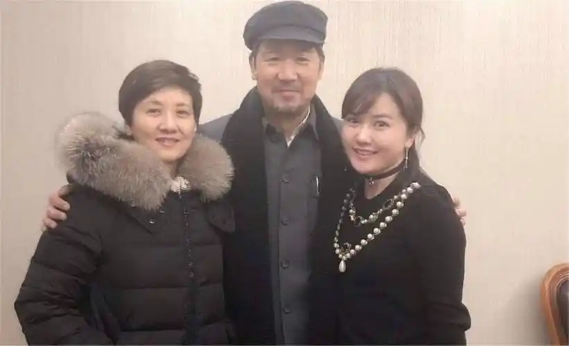 演员刘淼,曾是最美小桃红,却为家庭低调退圈做辣妈