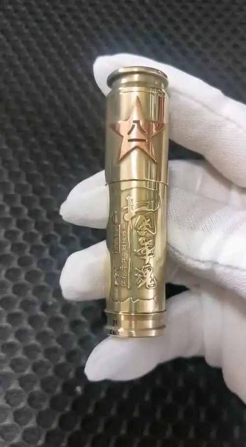 纯手工 弹壳打火机 喜欢的双击加关注 谢谢