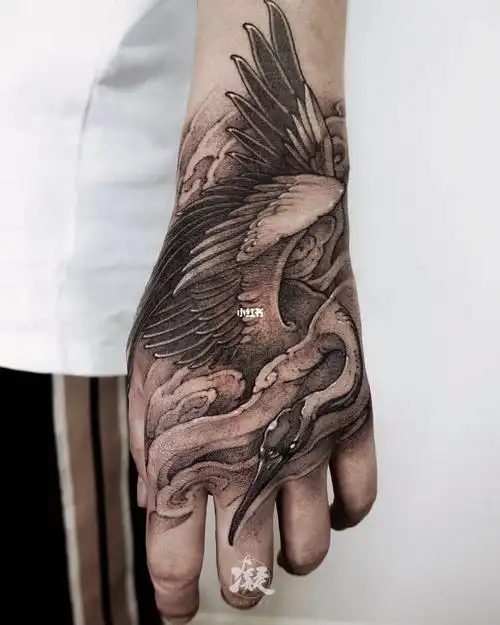 鹤虎口部分旧纹身遮盖3小时完成