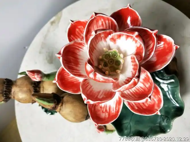 佛山陶瓷工艺瓷质摆件艺术品莲藕荷花一个