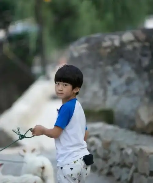 五位星二代时隔7年,当属郭子睿的变化最大,简直是判若两人,常言道女大