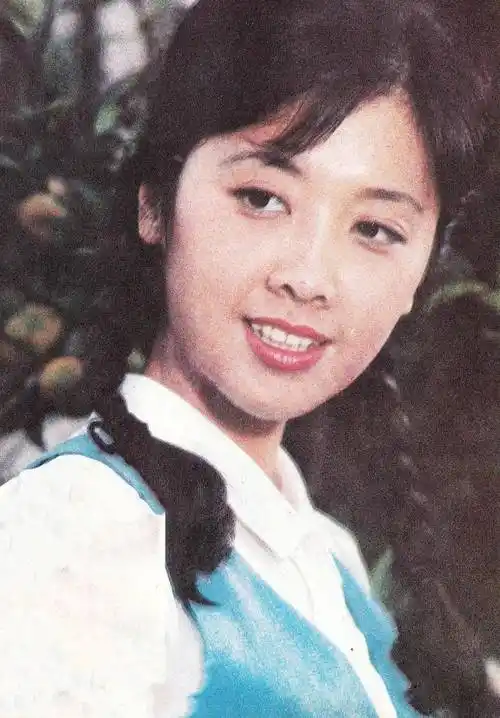 演员朱琳:嫁圈外丈夫,结婚43年无儿无女,71岁依旧坚持丁克_杨洁_什么