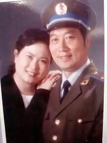 "金牌配角"白志迪:曾在颐和园卖汽水,与初恋妻子恩爱到老