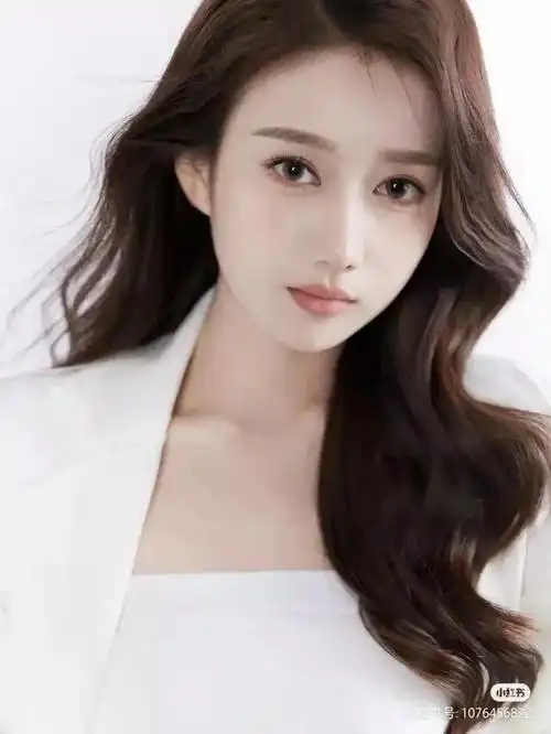 手机中最漂亮的女神|壁纸|美女|明星穿搭|疯马秀风波_网易订阅